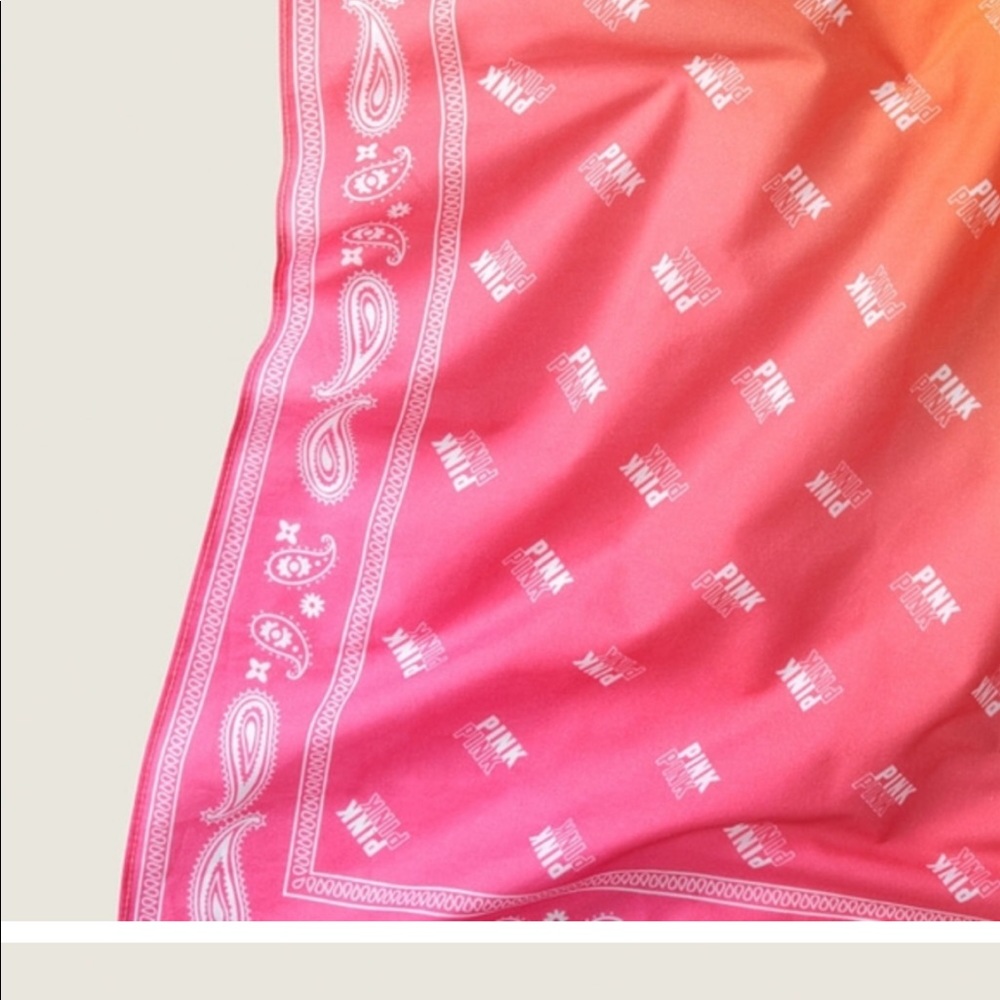 Victoria’s Secret PINK Bandana New with Tags